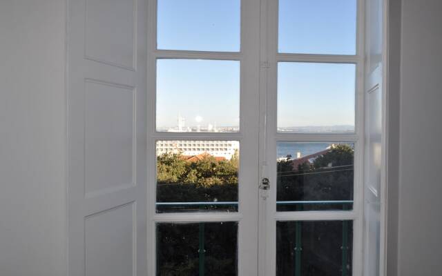 Xavier - Alfama River View by Team4You