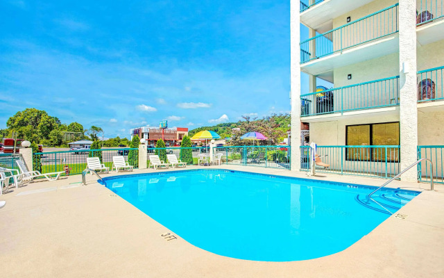 Days Inn by Wyndham Kodak/Sevierville Intrstate SmokeyMntns