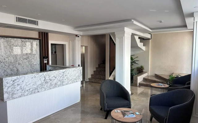 Star Suit Hotel