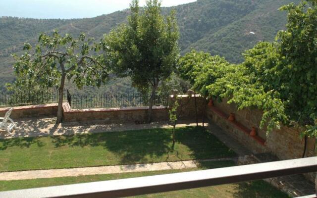 Archi Di Cannicchio