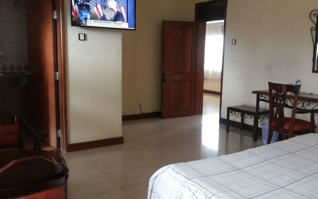 Lillian Towers Hotel