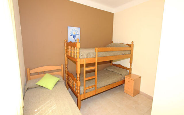 Apartamentos Sol y Mar Segur