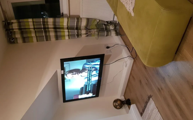 Classic Apartment in Leeds Near Roundhay Park