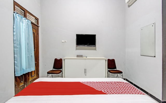 OYO 93660 New Family Hotel Syariah