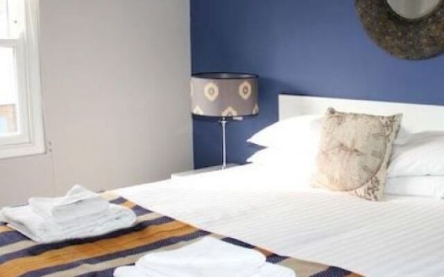 The Townhouse Hotel