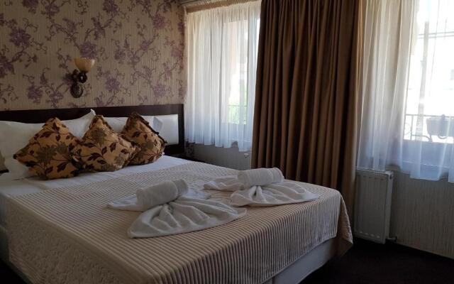 Villa Anticus (Adults Only)