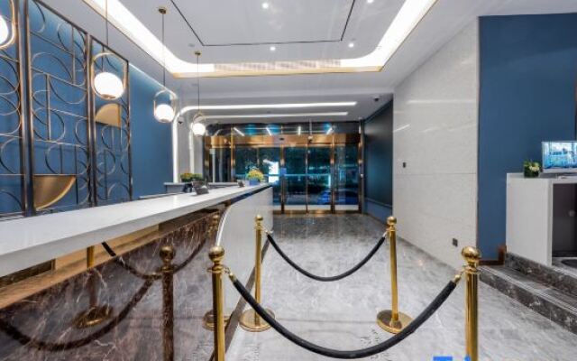 Yitel Collection (Shanghai Hongqiao Gubei Road, Yili Road Metro Station)