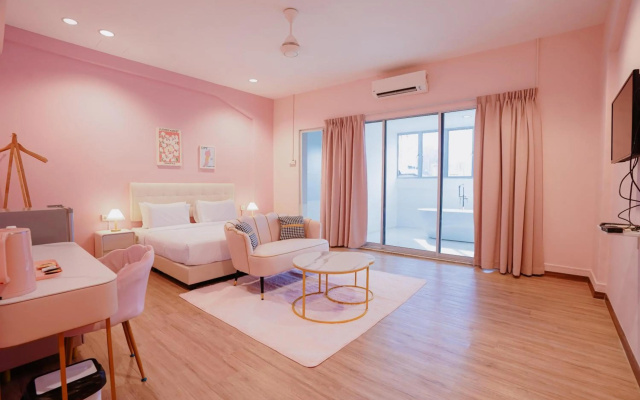 Palette Pink Cabana George Town – Guest Rooms – George Town