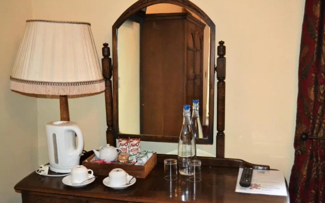 The Red Lion Hotel