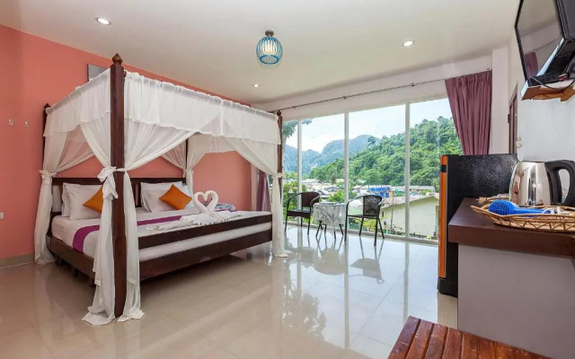 Phi Phi Chang Grand Resort & Spa