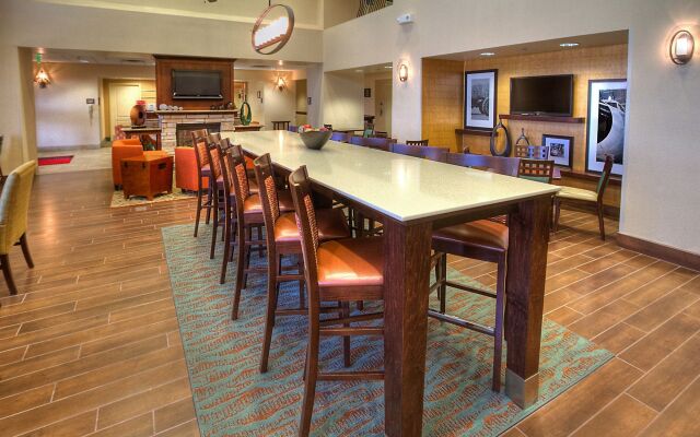 Hampton Inn Suites Altus