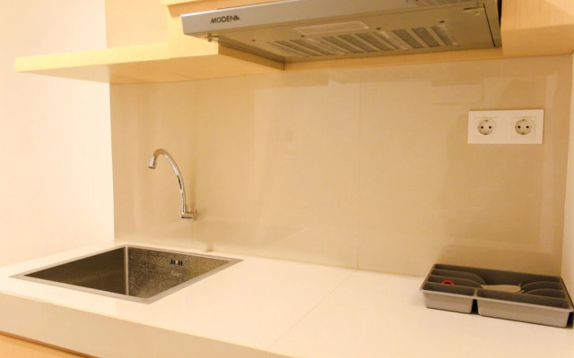 Japanese Cozy Style Studio At Bintaro Embarcadero Apartment