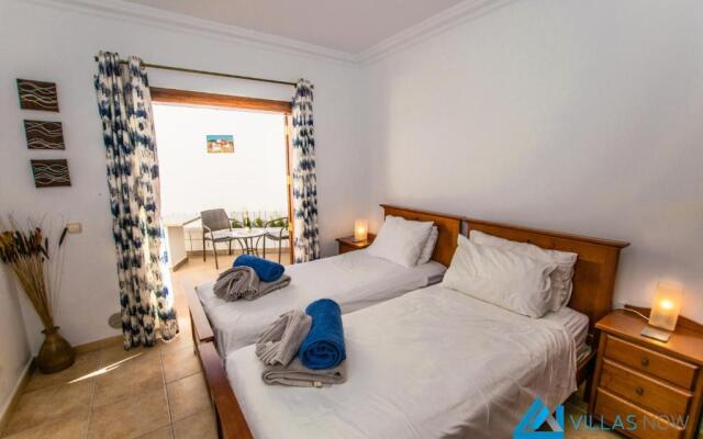 Villa Vistamar - LH165 By Villas Now Ltd