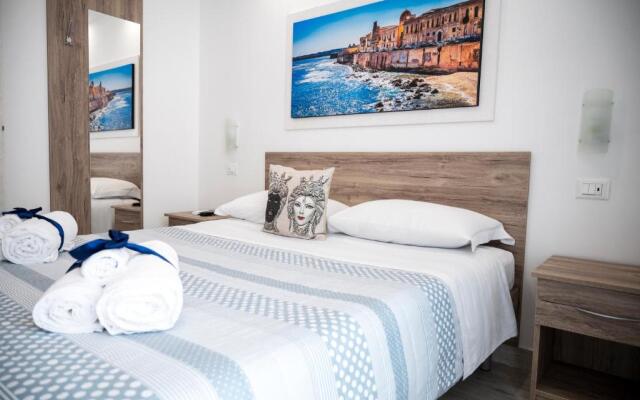 White Apartments & Spa