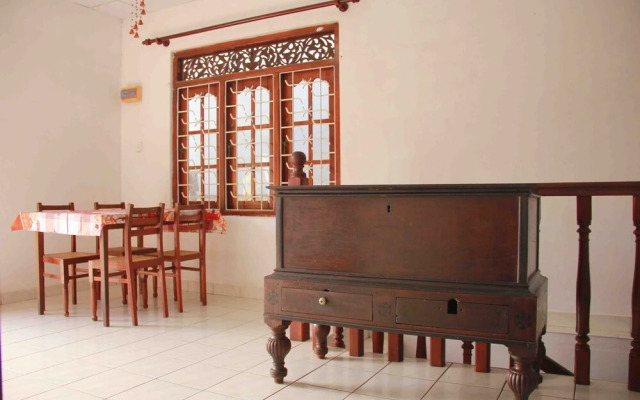 Hikka Yellow Villa - Hikkaduwa