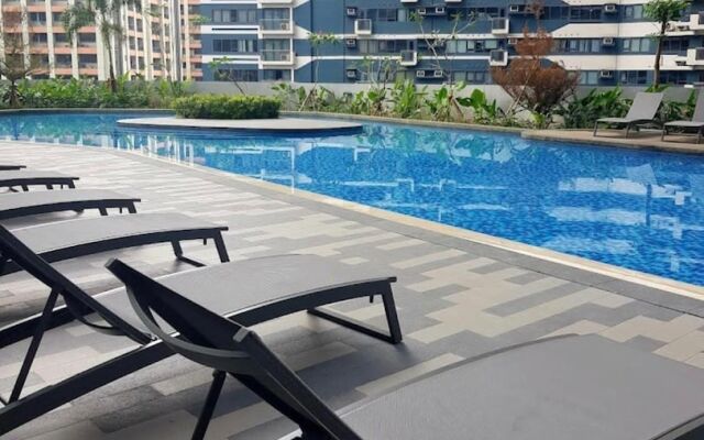 Sunset View at Air Residences Makati
