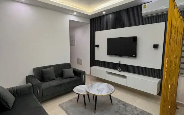 The 401 Apartment
