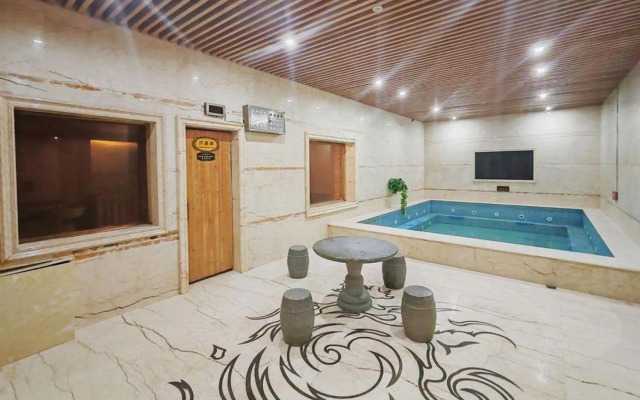 Baishan Hotel