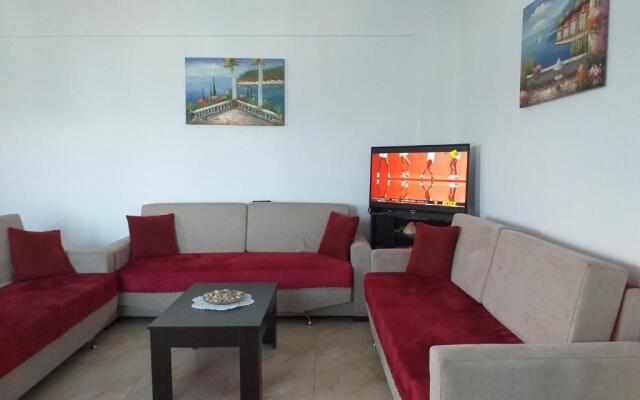 Grand Seaview Apartments