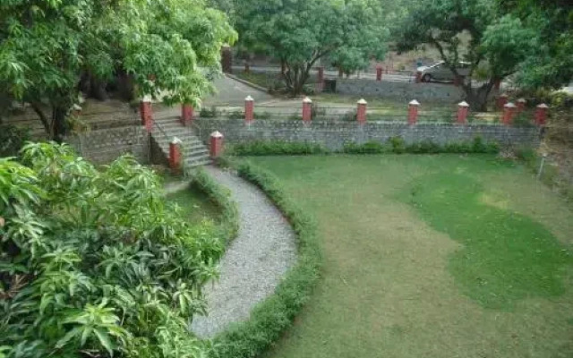Corbett Milestone Resort
