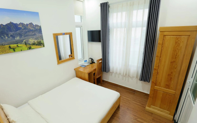 Maxim Hotel – Guest Rooms – Da Lat