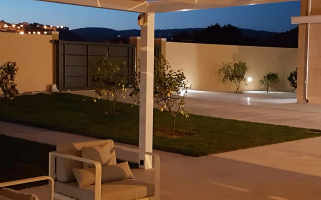 Netum Hotel