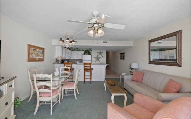 Pelican Beach 1008 1 Bedroom Condo by Pelican Beach Management