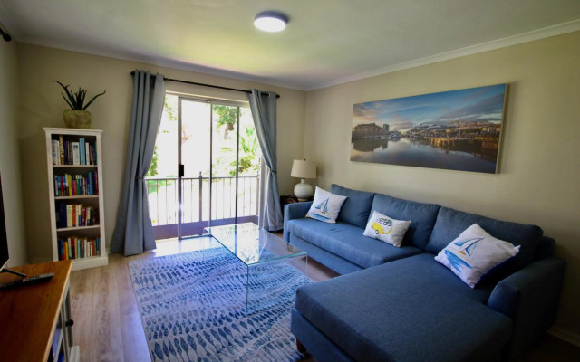 Tamboerskloof 2 bed apartment