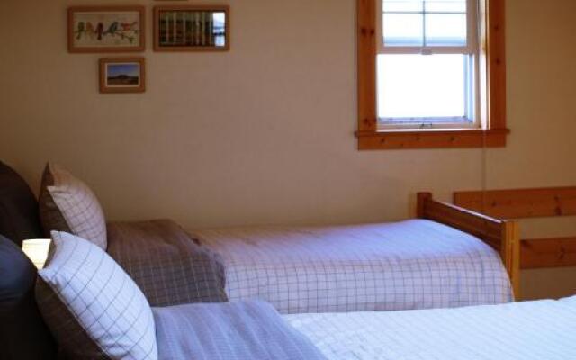 Jeju Namoo-n-sea Pension