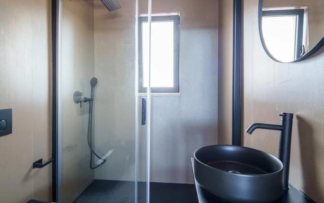 Welcomely - Light Room Vistamare - Sergio Endrigo