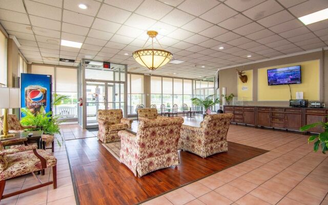 Reidsville Inn & Suites