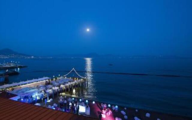 Flat 3 Bedrooms 1 Bathroom - Naples