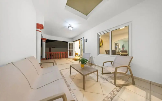 Sleeps 11 6 Bedrooms Privatepool Outdoor Dining