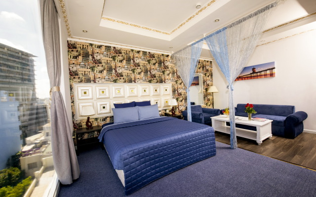 Golden Crown Hotel Saigon