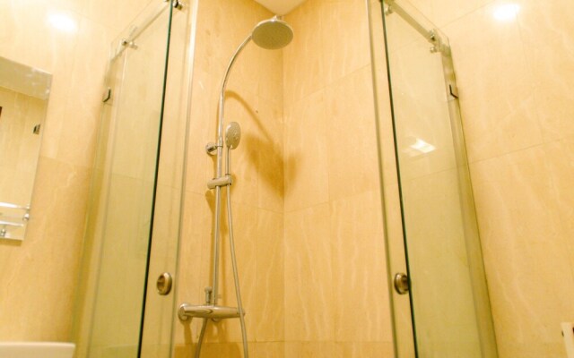 Elegant And Comfy 3Br At Sudirman Suites Apartment