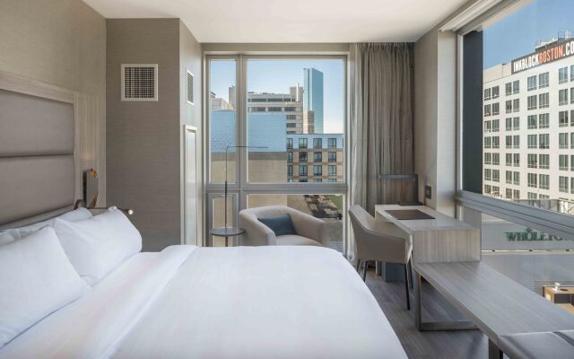 AC Hotel by Marriott Boston Downtown