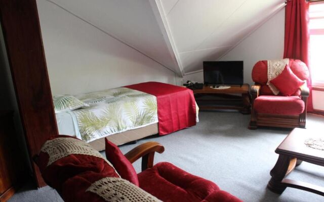 Le Chevalier Bay Guesthouse