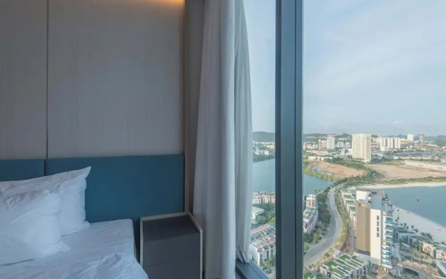 A La Carte Ha Long Residence