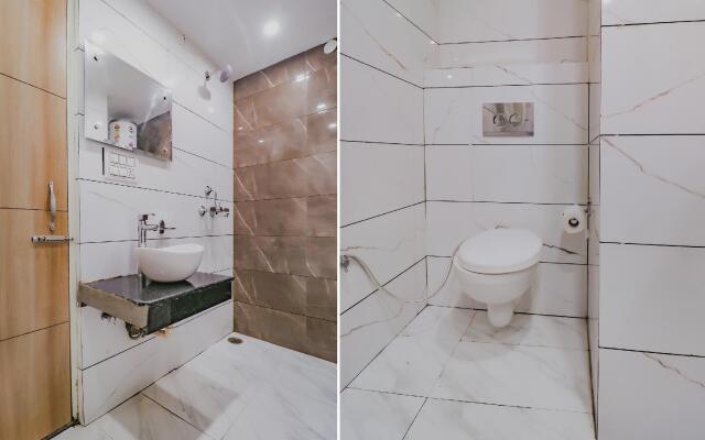 Vaccinated Staff- OYO 78868 West Inn 2