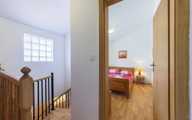 Stunning Apartment in Fazana With 1 Bedrooms and Wifi