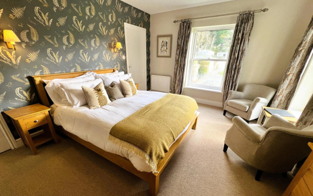 Ravenstone Lodge Country House Hotel
