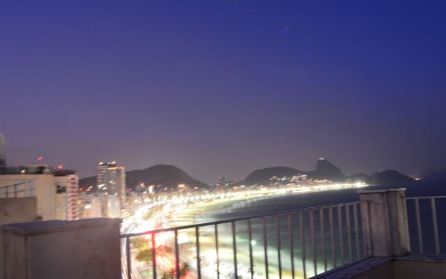 Copacabana Beachfront Penthouse