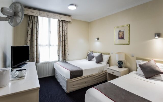 OYO Grantly Hotel