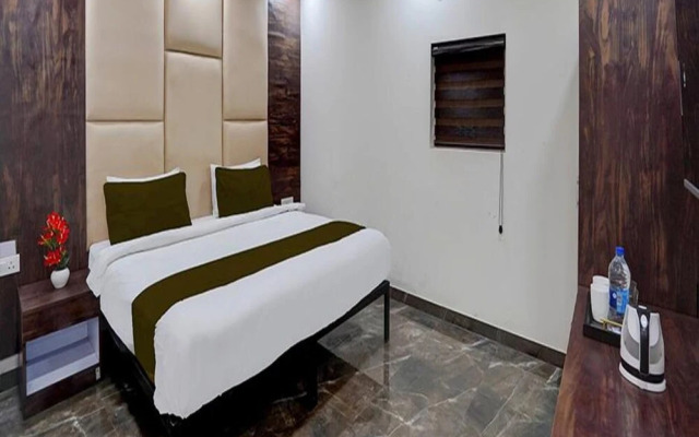 Fabhotel Dream House