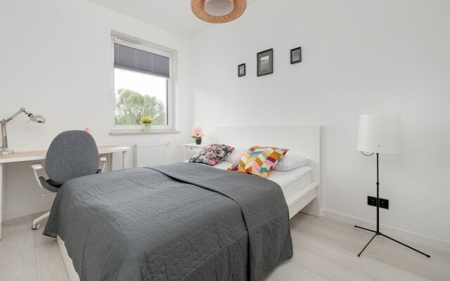 Łąkowa Apartment Łódź by Renters