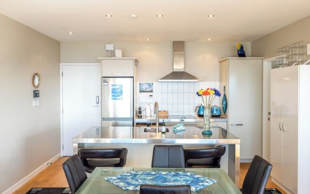 Sea Breeze at The Sands - Onetangi Beach