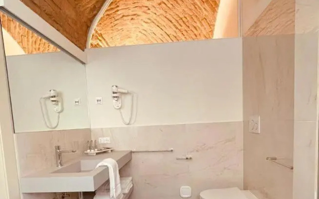 Palazzo Borgocolonne Apartments