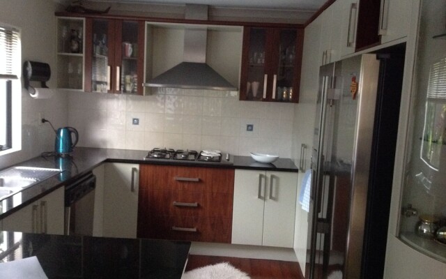 Howick Luxury Large Home