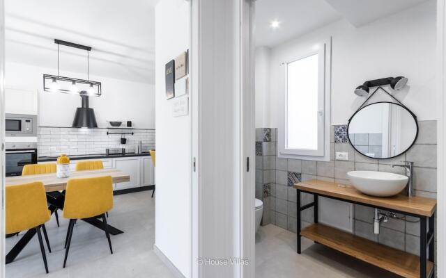 House Villas - Sea Boutique Apartment Family Room