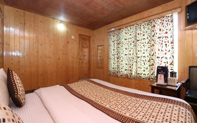 Oyo 18770 Hotel Indian Palace